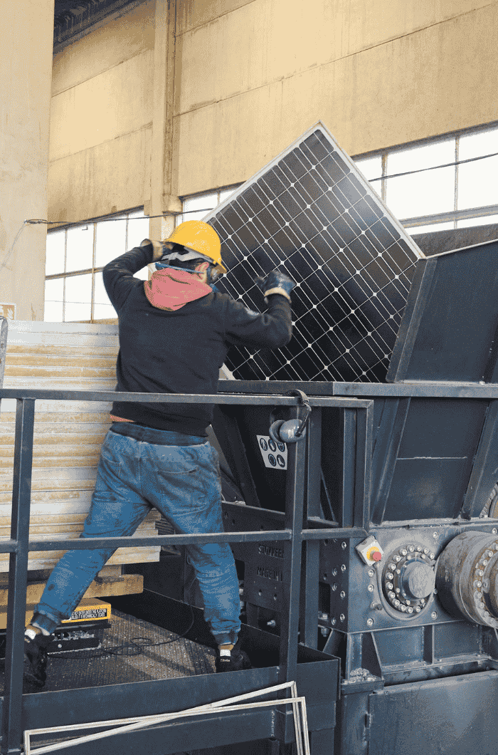 smontaggio pannelli fotovoltaici